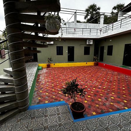 Le'Sap Beach Resort بونديتْشيري المظهر الخارجي الصورة
