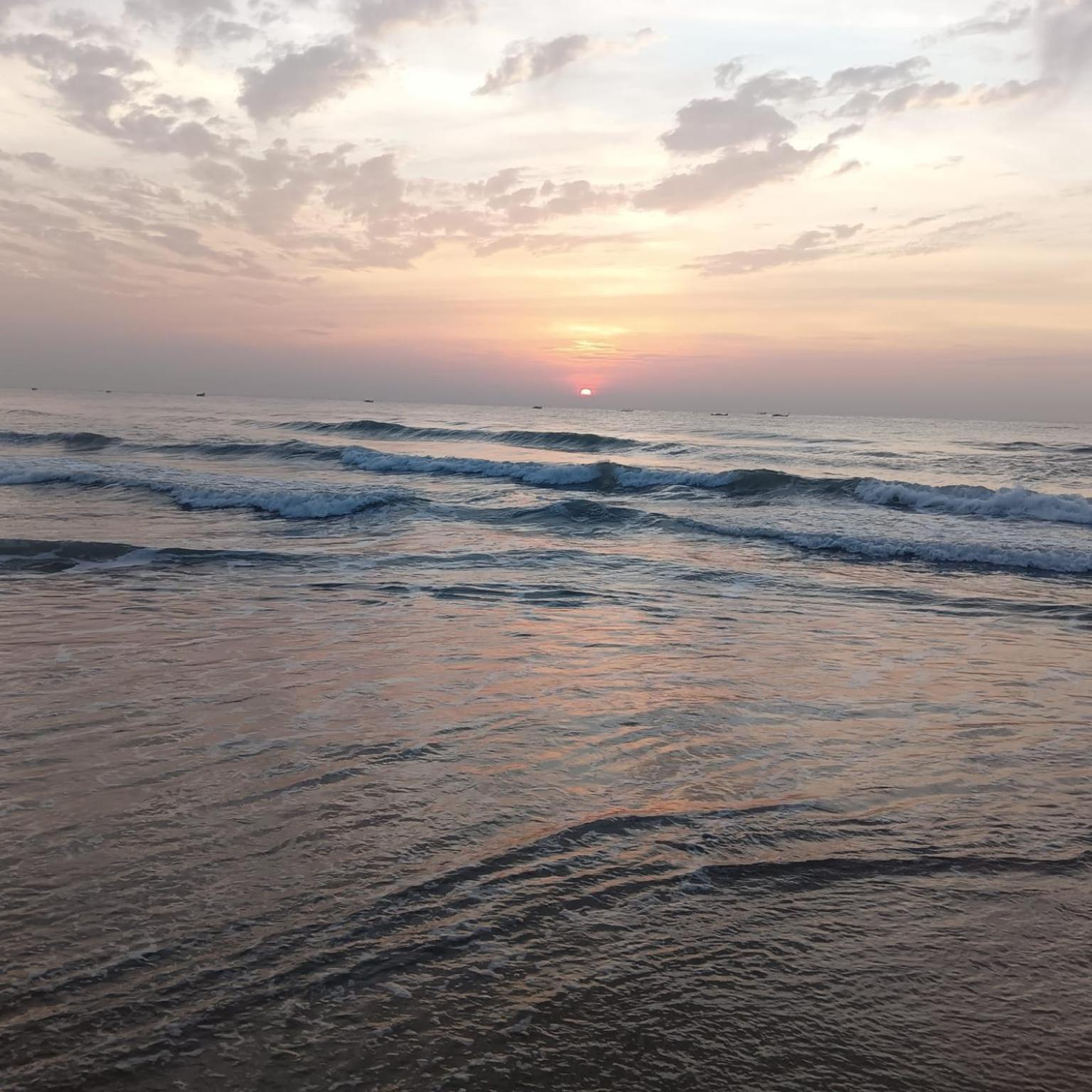 Le'Sap Beach Resort بونديتْشيري المظهر الخارجي الصورة